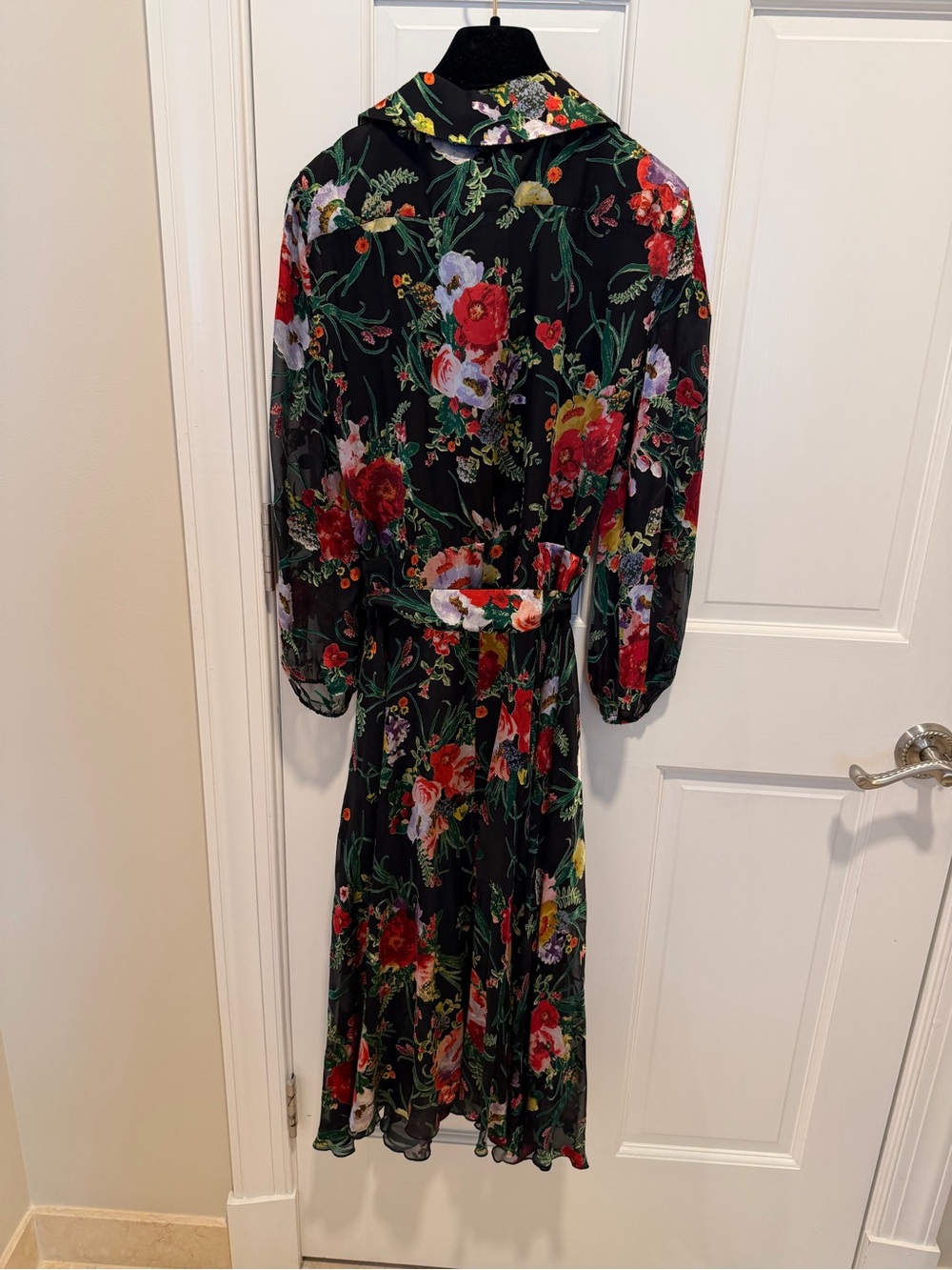 NWT Alice + Olivia Abney Black Floral Wrap Midi Dress Blooming Bouquet size 10 - Picture 9 of 16